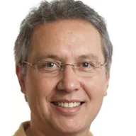 Dr. Erik W.
